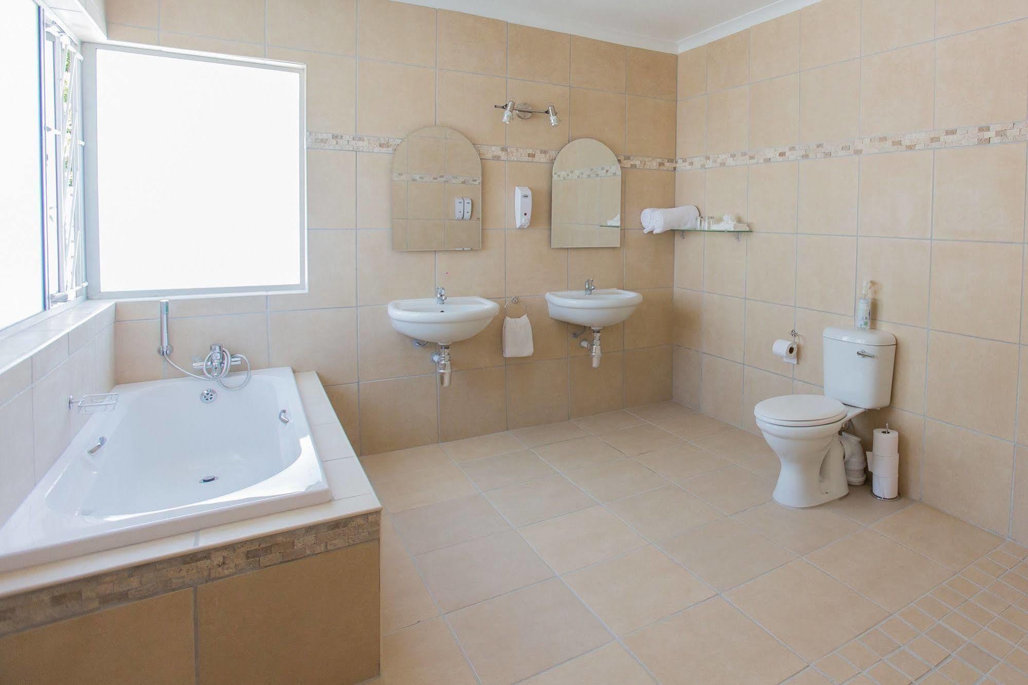 Coronata 20 B&B Stellenbosch Ngoại thất bức ảnh